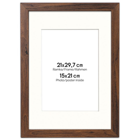Brązowa ramka z passe partout na zdjęcia w rozmiarze 21X29,7 cm z okienkiem passe partout 15x21 cm